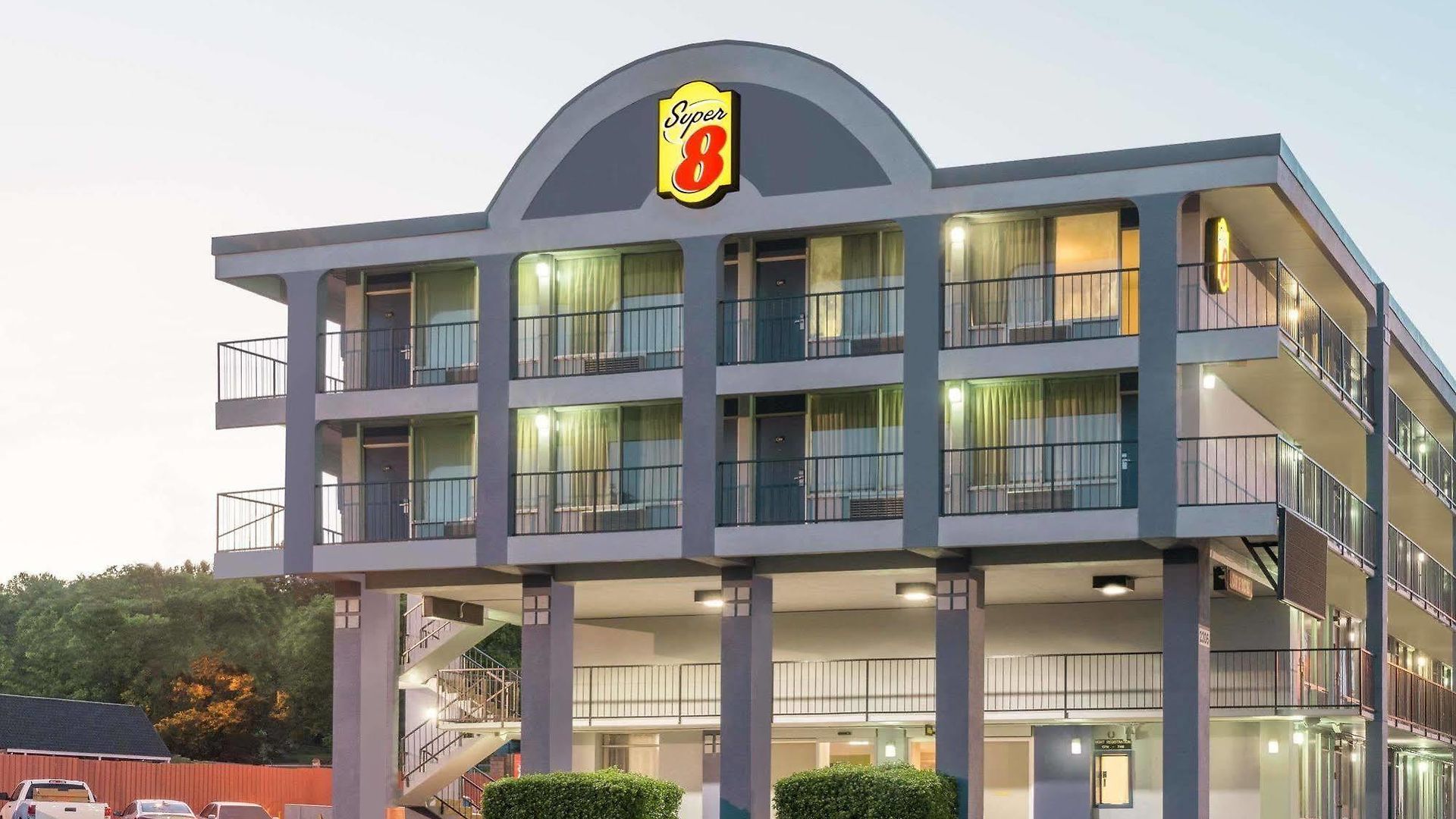 Super 8 By Wyndham Downtown Hotel Nashville