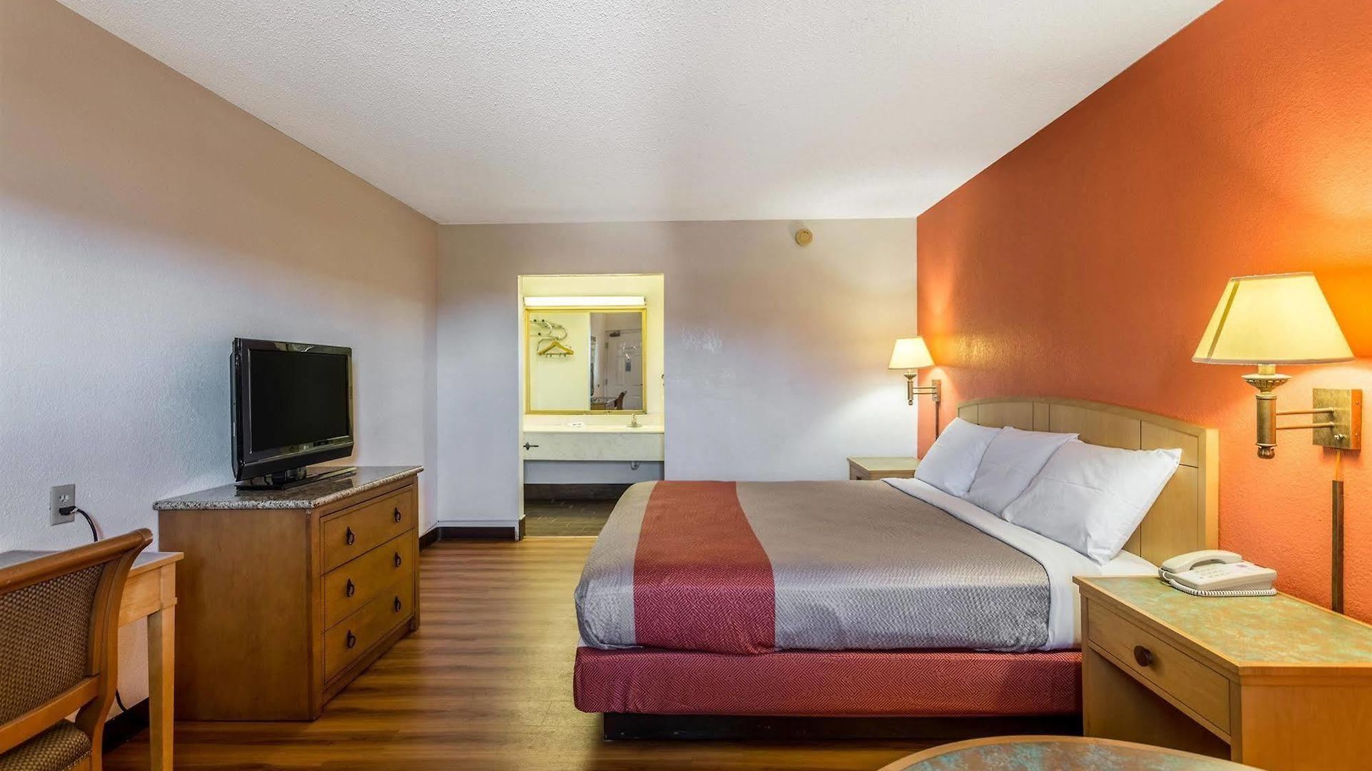 6-nashville, Tn Hotel
