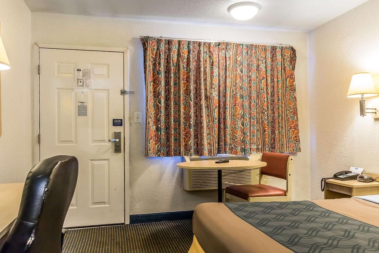Motel Rodeway