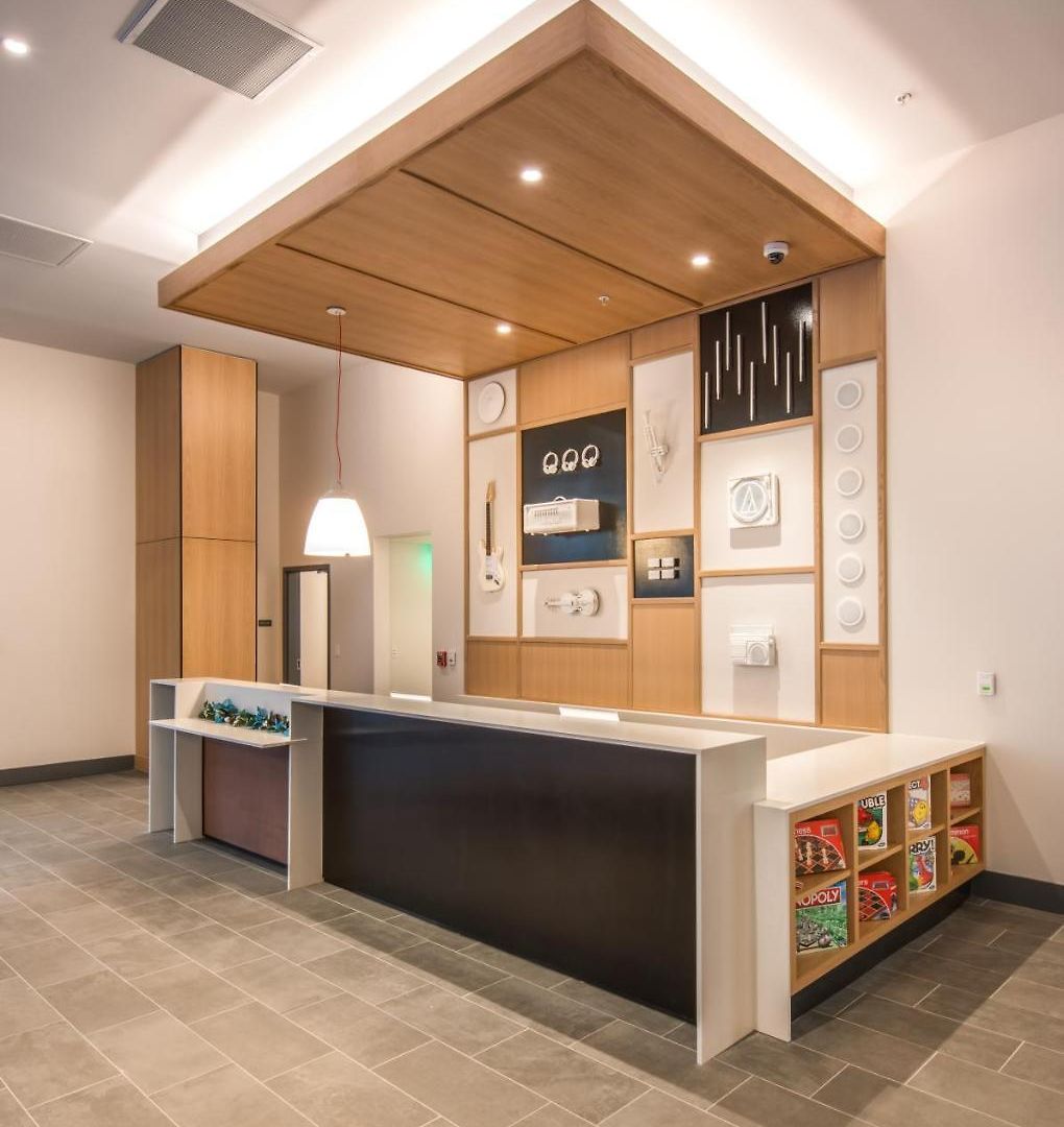 Hyatt House At Vanderbilt Hotel