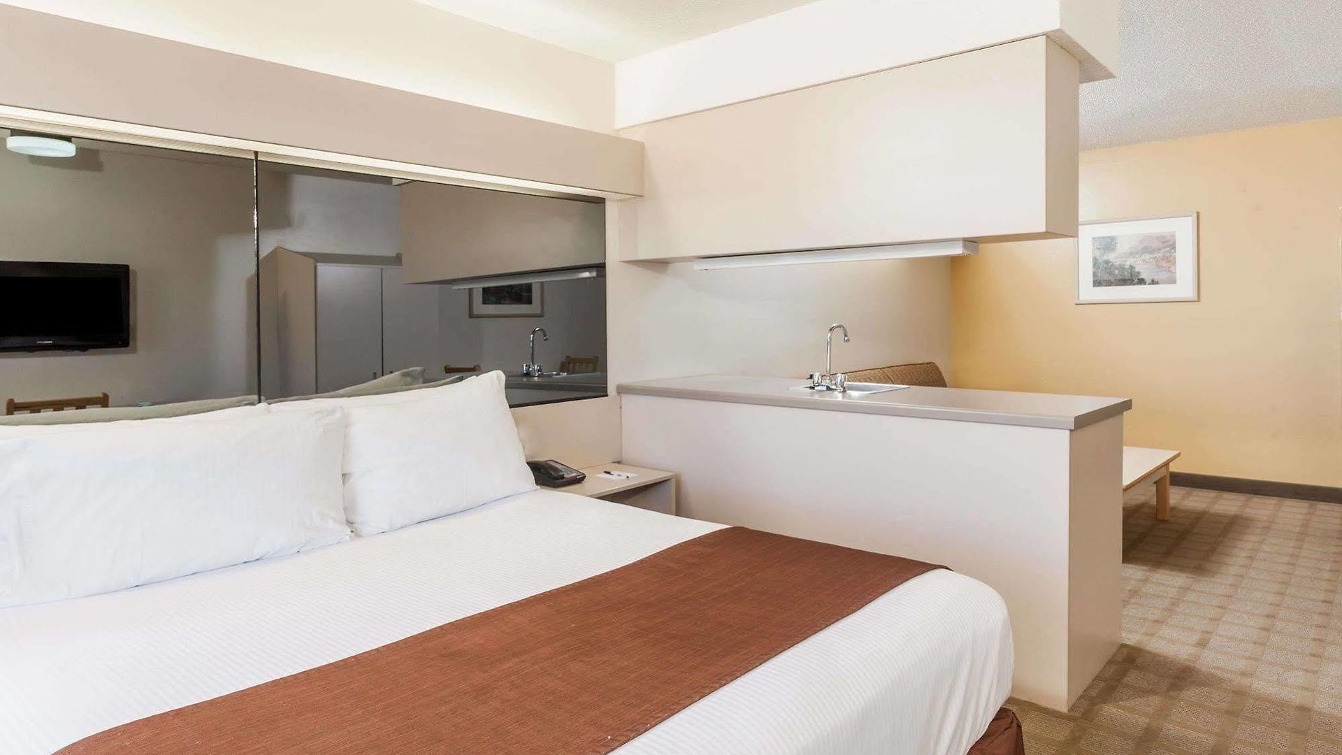 Microtel & By Wyndham