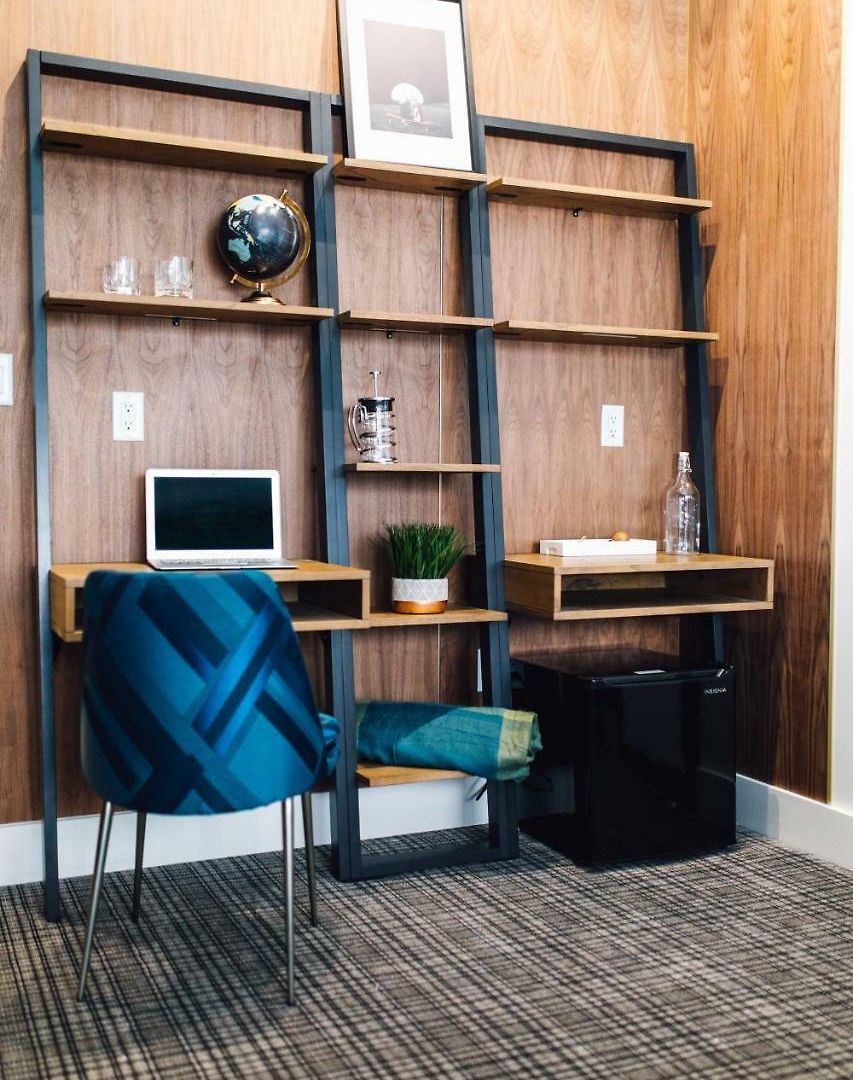 Vandyke Bed & Beverage Hotel 3*