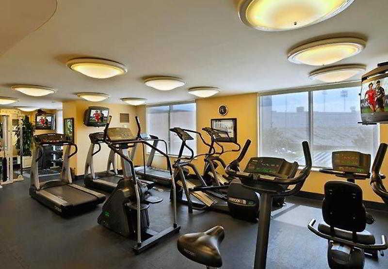 Hotel Marriott At Vanderbilt 4*