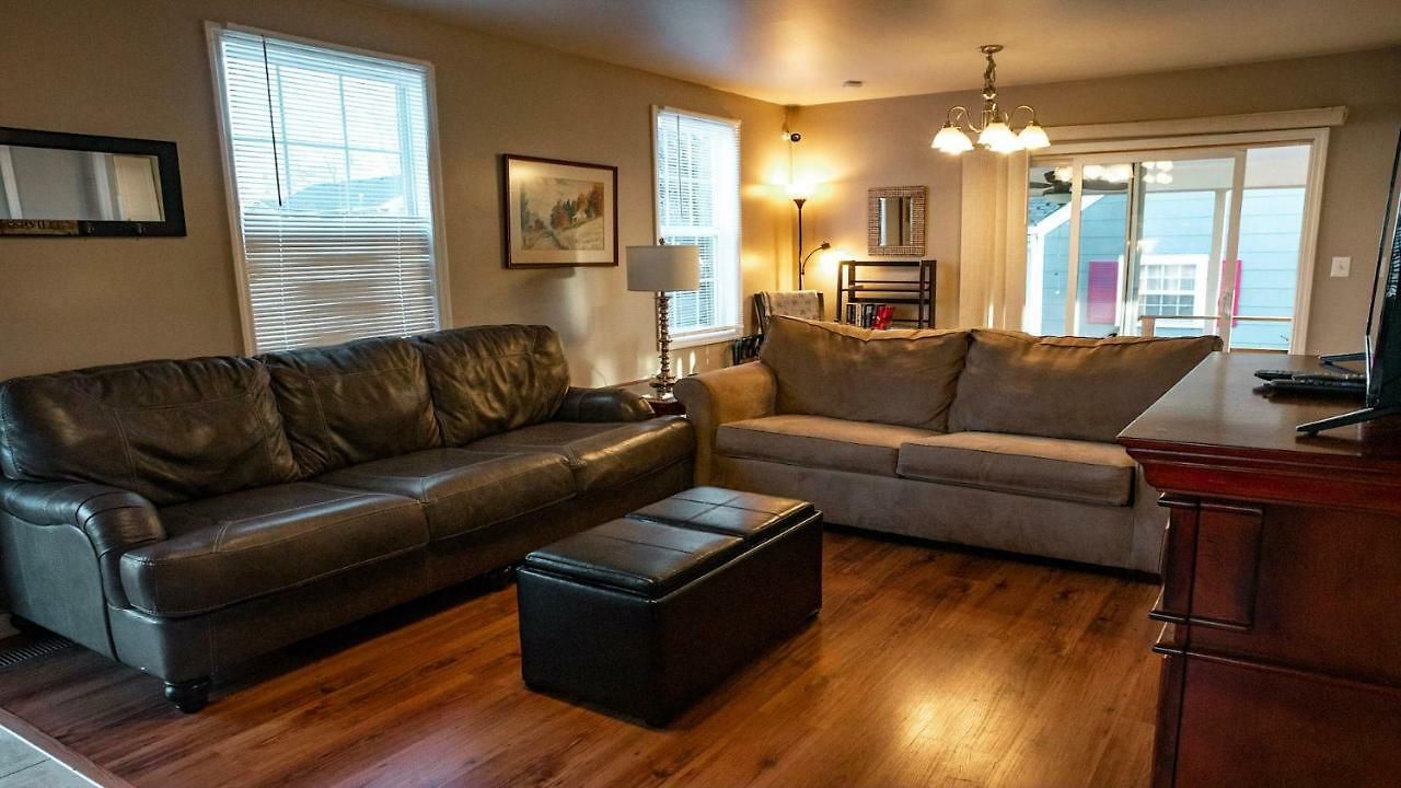 Guest house Living Like A Local! *