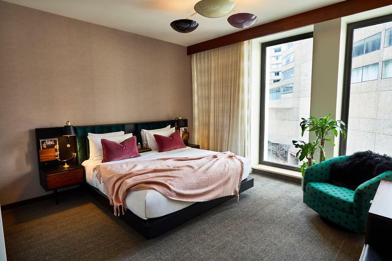 Fairlane Hotel 4*