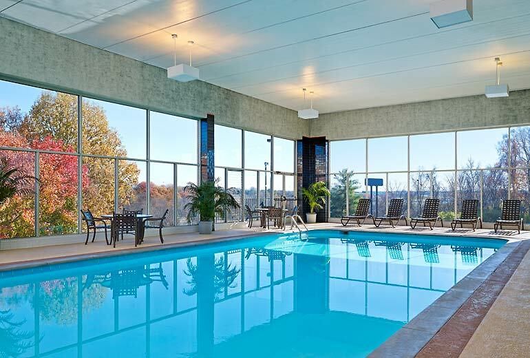 Hotel Sheraton Music Airport