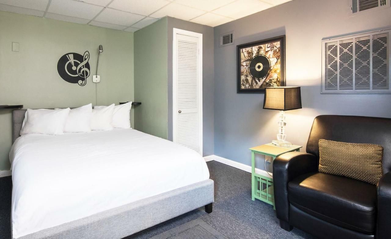 Apartment Music Valley - No Stairs - Opryland Area *
