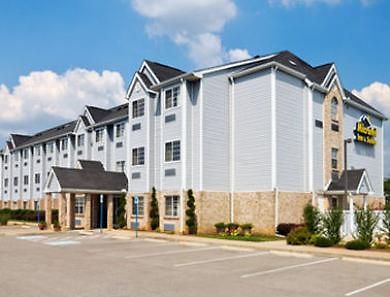 Hotel Microtel & By Wyndham