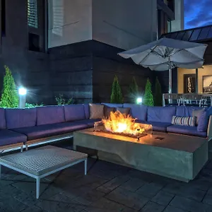 Courtyard By Marriott Nashville Vanderbilt West End