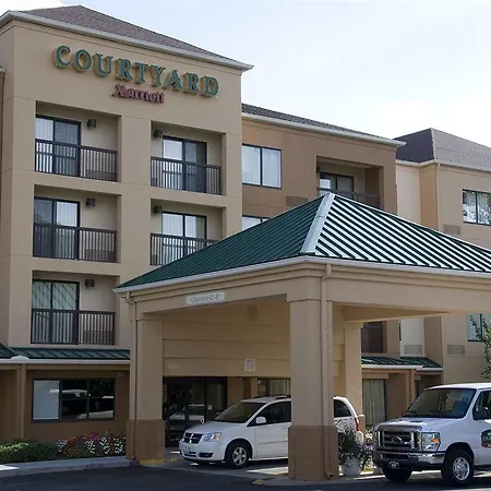 Courtyard By Marriott At Opryland 3* Nashville