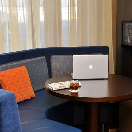 Hotel Courtyard By Marriott At Opryland Nashville