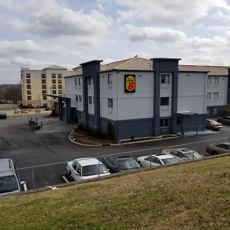 Hotel Luxe 2*