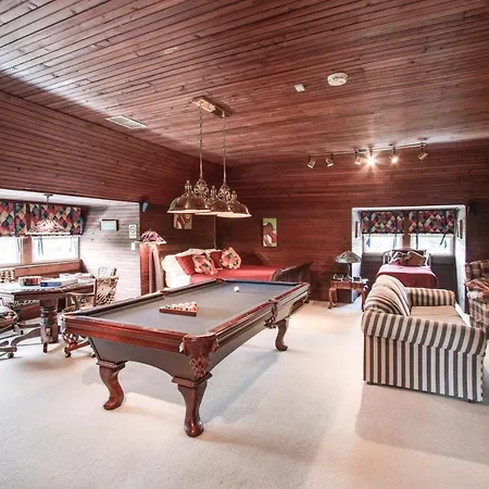 The Timothy Demonbreun House Bed & Breakfast *