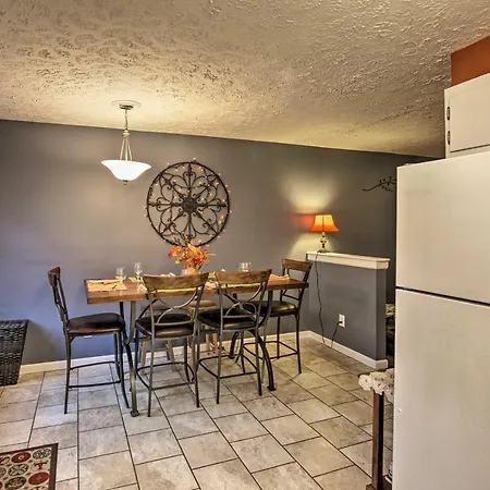 Lively East Pad: Walk To Bars & Eateries * Nashville