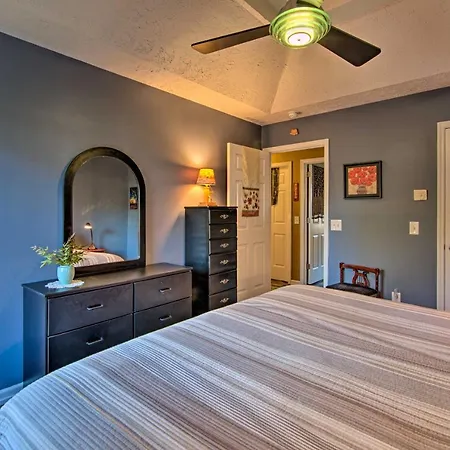 Lively East Pad: Walk To Bars & Eateries * Nashville