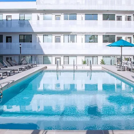 Urban Lux Modern 2 Bdr/2 Ba Condo Aparthotel