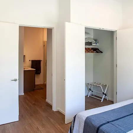 Urban Lux Modern 2 Bdr/2 Ba Condo Aparthotel