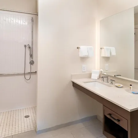 Staybridge - Vanderbilt Area By Ihg Hotel