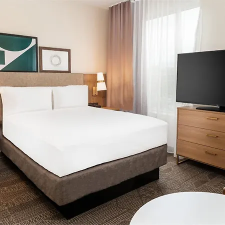 Staybridge - Vanderbilt Area By Ihg Hotel 3*
