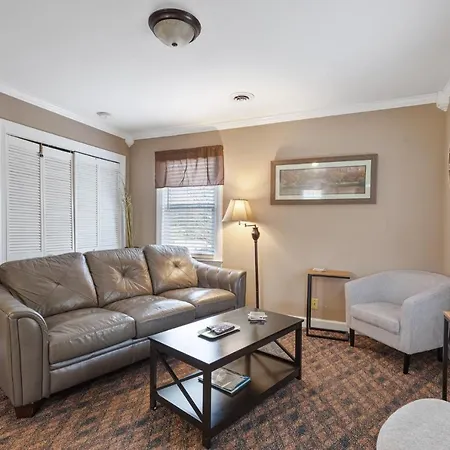 Brenda Lee History 2br Pool Hot Tub Apartment *