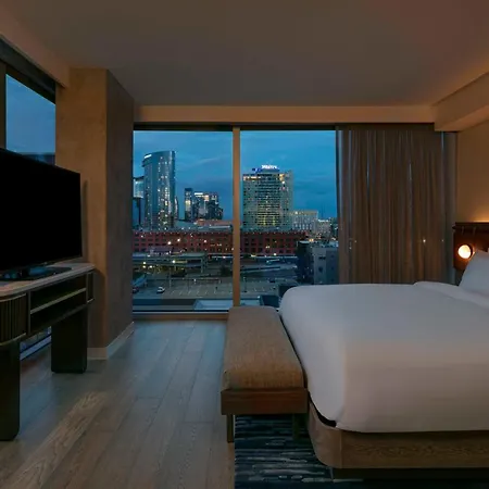 W 5* Nashville