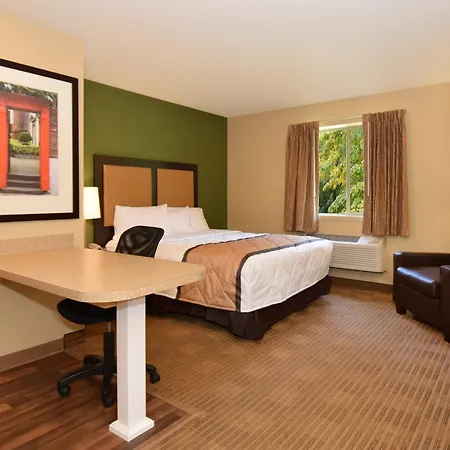 Hotel Homestay Suites 2*