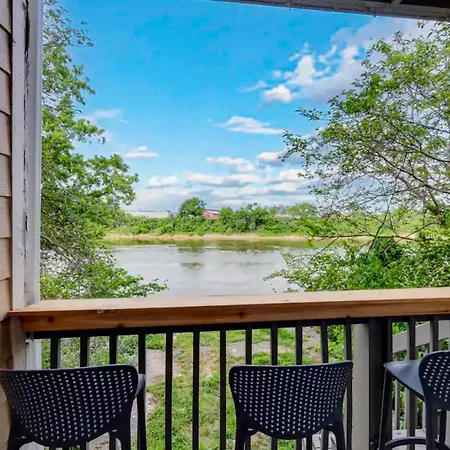 The Cumberland Nashville