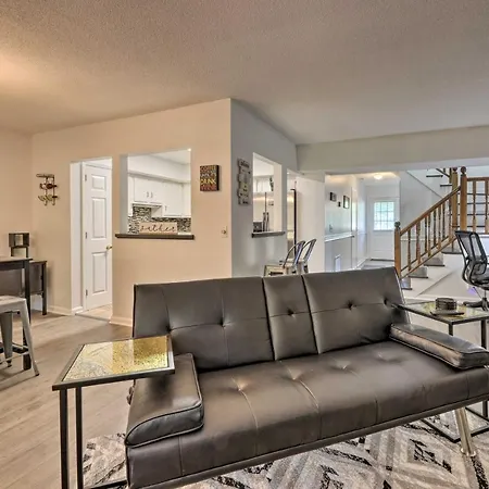 Holiday home Modern Townhome: Large Yard & Deck! Nashville
