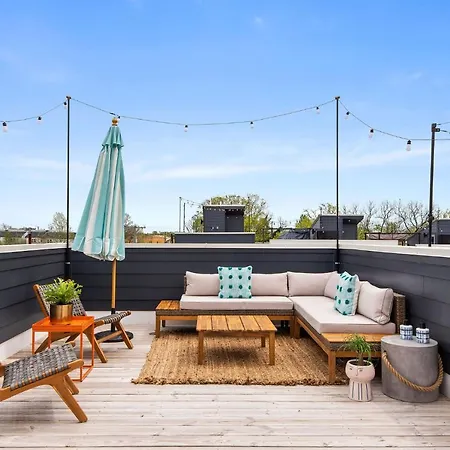 Hotel Vibrant Designer House With Roof Deck & Garage Near Dt