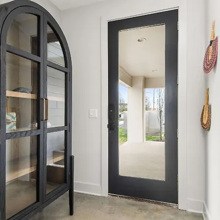 Hotel Vibrant Designer House With Roof Deck & Garage Near Dt *