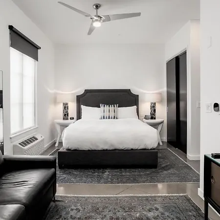 121 Hotel 4*