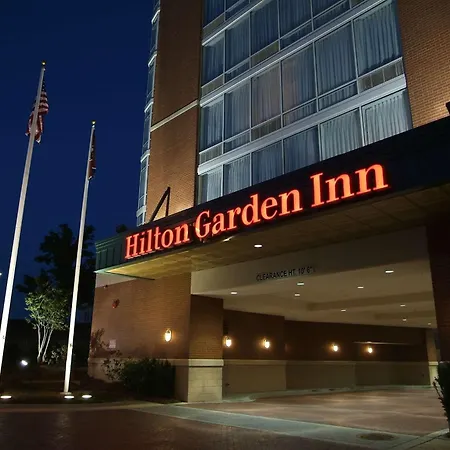 Hilton Garden Vanderbilt Hotel 3*