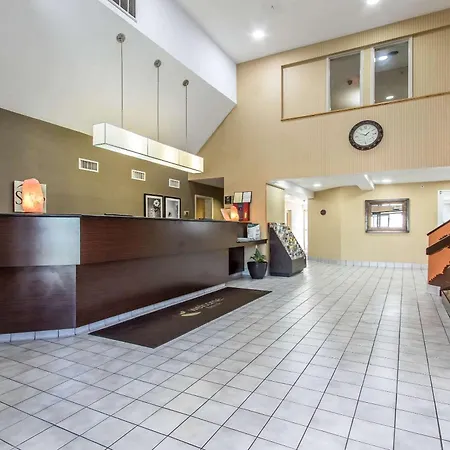 Inn Sleep Near Percy Priest 4*