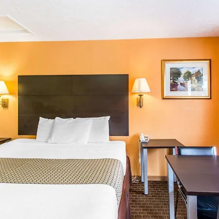 Motel Econo North 3*
