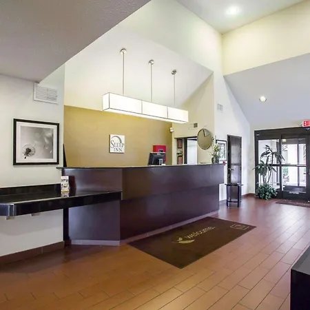 Inn Sleep North - Downtown Area 4*