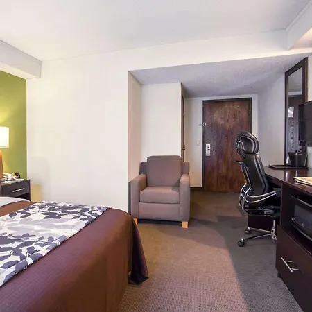 Sleep North - Downtown Area Inn