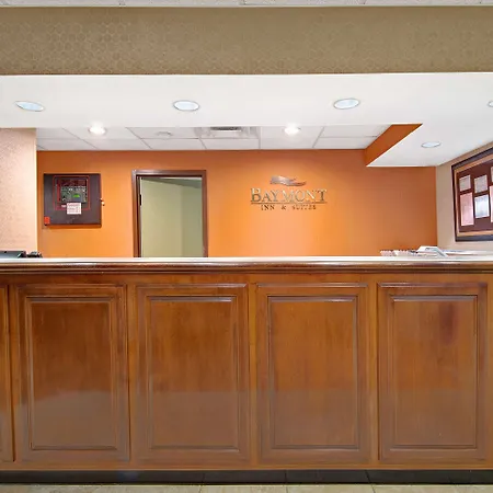 Baymont By Wyndham Airport Hotel