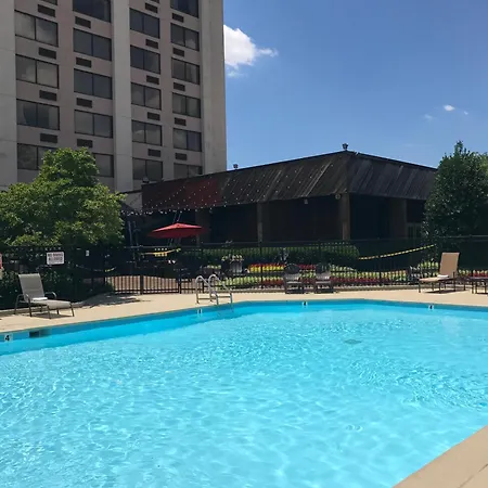 Millennium Maxwell House Hotel