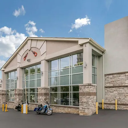 Comfort Downtown - Music Center Inn 4*
