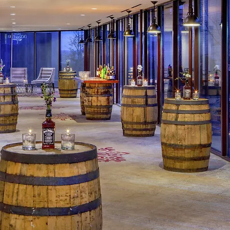 Hotel Doubletree By Hilton Downtown Nashville
