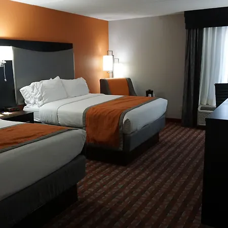 Express & Southeast - Antioch By Ihg Hotel