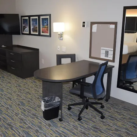 Candlewood - Metro Center By Ihg 3*