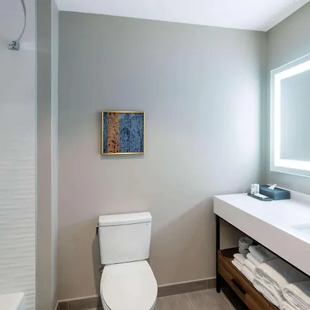 La Quinta & By Wyndham Downtown Stadium Hotel 3*