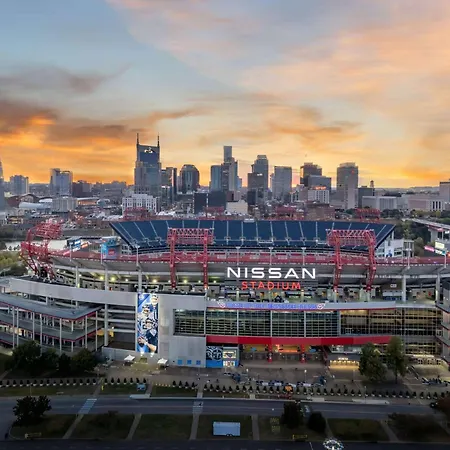 Hotel La Quinta & By Wyndham Downtown Stadium Nashville
