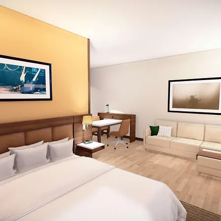 Embassy By Hilton Downtown 4*
