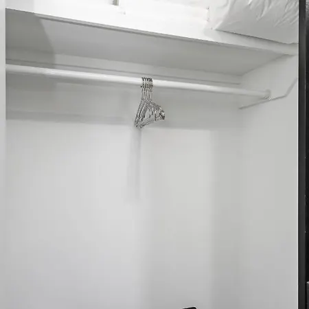 Apartment Abode - Germantown *
