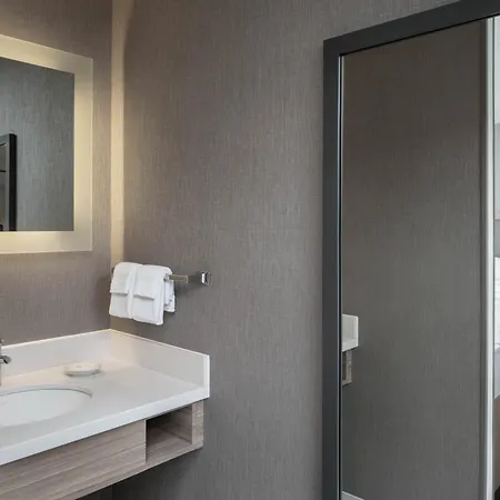 Sonesta Select Airport Nashville