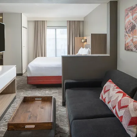 Sonesta Select Airport Hotel