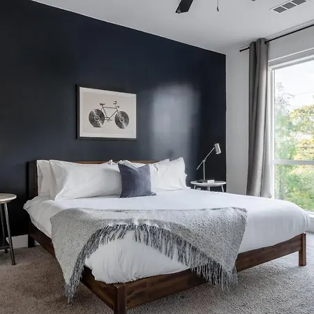 Mint House - Music Row Apartment *