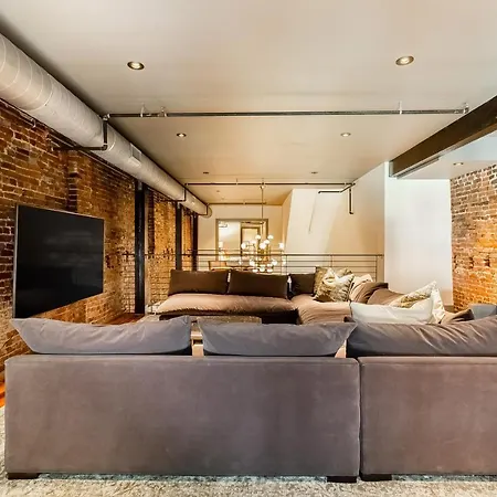 Tasteful Loft Nashville